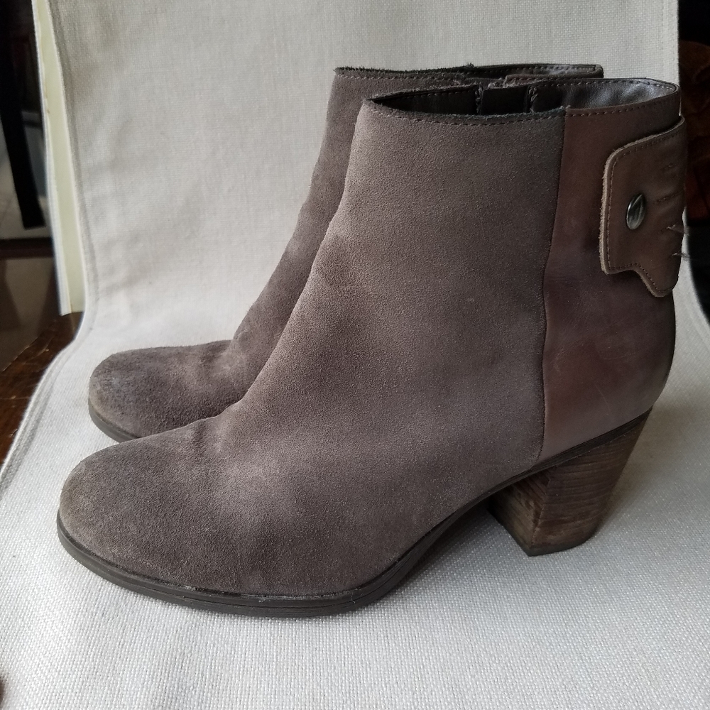 Ankle boots